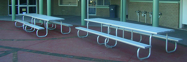 Picnic Table Settings